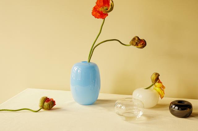 DEW Vase, blå krystall