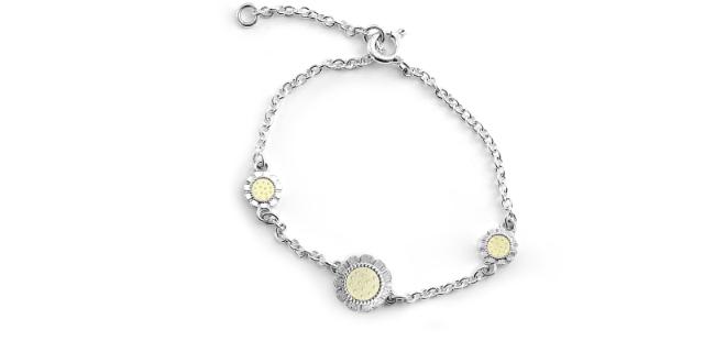 BLOOM Mini<br>Armbånd tre blomster, solgul<br>14-16 cm